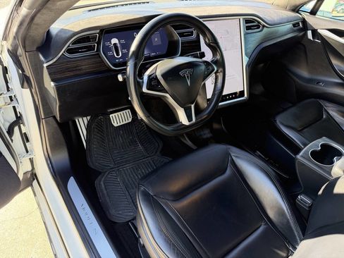 Used 2015 Tesla Model S 85D image 10