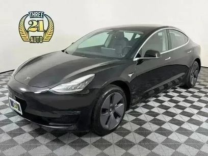 Used 2019 Tesla Model 3 Standard Range Plus