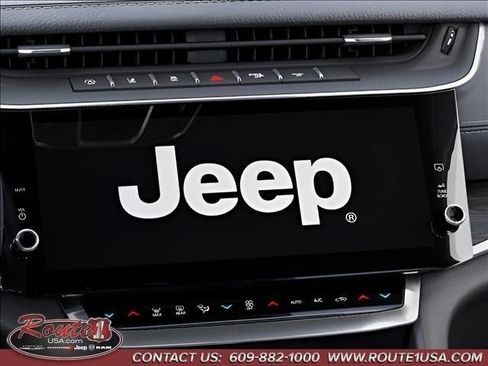 New 2026 Jeep Grand Cherokee Altitude AWD/4WD image 19