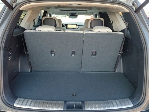 Used 2023 Hyundai Palisade Calligraphy image 30