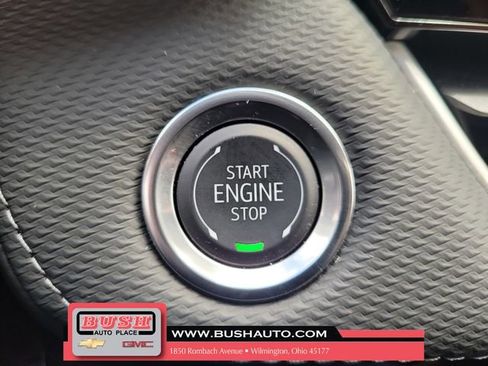 Used 2026 Chevrolet Equinox LT w/ Convenience Package II FWD image 32