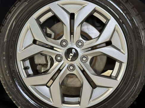 Used 2024 Kia Seltos S image 28