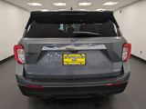 Certified 2022 Ford Explorer XLT image 5