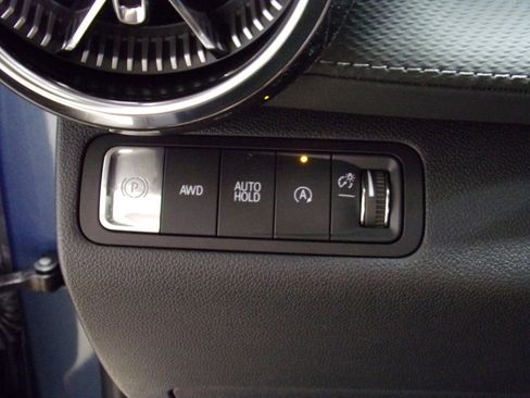 New 2026 Chevrolet Equinox LT w/ Convenience Package II image 25