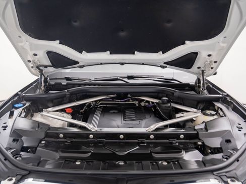 Used 2021 BMW X5 xDrive40i w/ Premium Package image 27