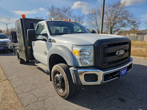Used 2011 Ford F450 XL w/ XL Value Pkg image 8