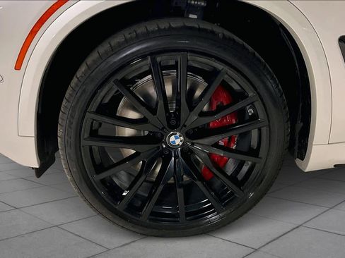 New 2026 BMW X5 M60i w/ Executive Package image 11