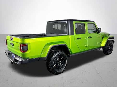 New 2025 Jeep Gladiator Willys image 6