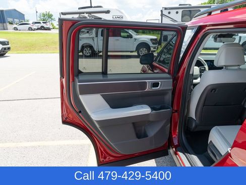 Used 2026 Hyundai Santa Fe SEL AWD/4WD image 14