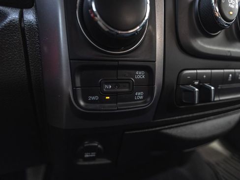 Used 2022 RAM 1500 Classic SLT w/ Protection Group AWD/4WD image 20