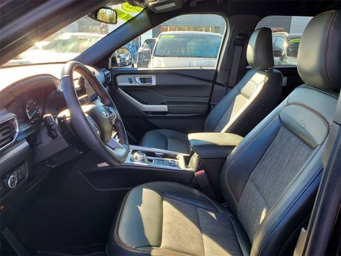 Used 2023 Ford Explorer Timberline w/ Timberline Technology Package image 6