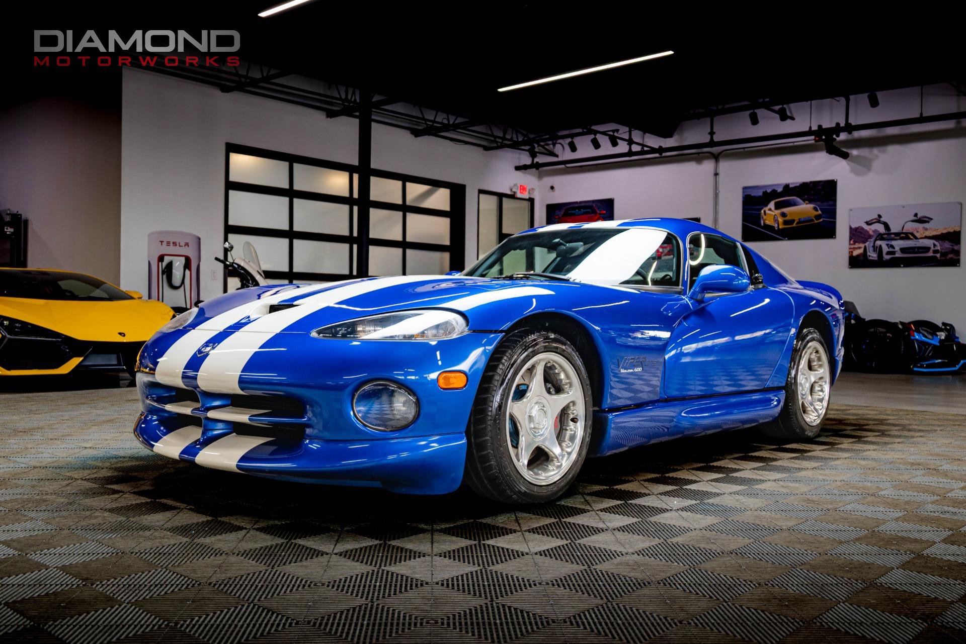 Used 1996 Dodge Viper GTS RWD image 16