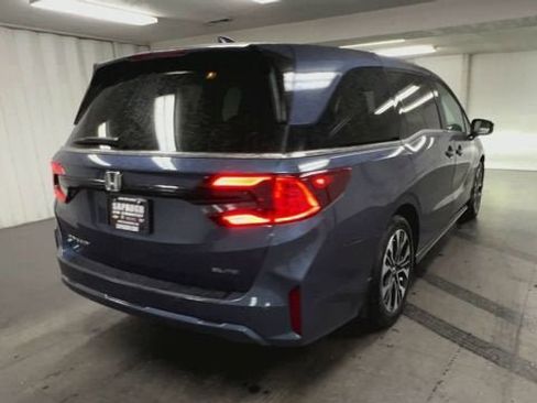 Used 2025 Honda Odyssey Elite image 8