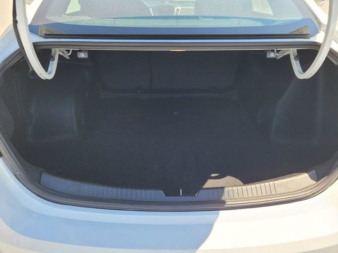 Used 2023 Chevrolet Malibu LT FWD image 7