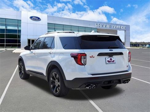 Used 2023 Ford Explorer ST w/ Equipment Group 401A image 2