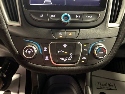 Used 2024 Chevrolet Malibu LS FWD image 18