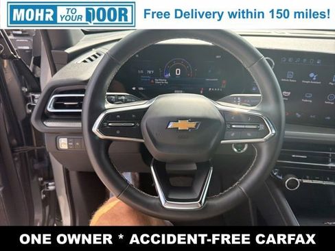Used 2025 Chevrolet Traverse LT image 19