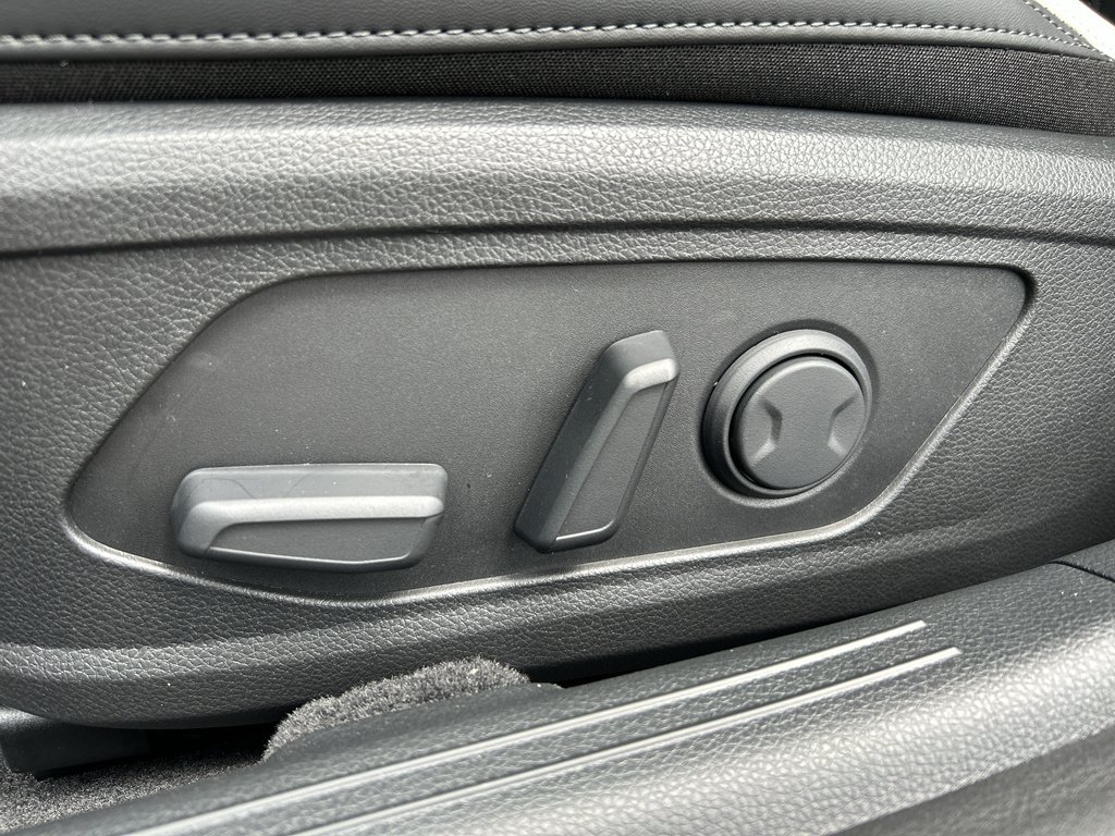 New 2026 Kia K5 GT-Line AWD/4WD image 17