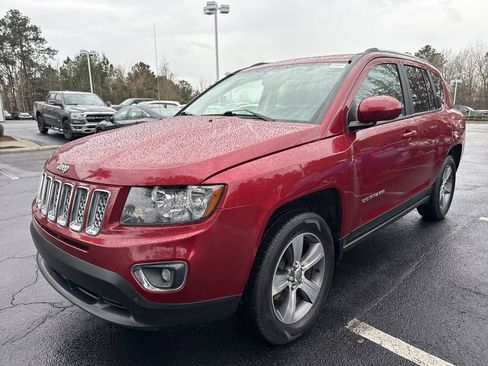 Used 2017 Jeep Compass High Altitude image 7