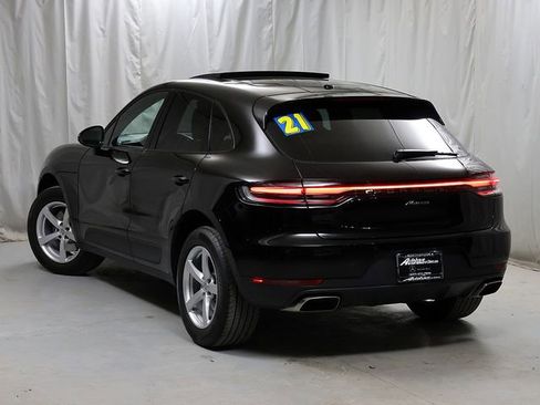 Used 2021 Porsche Macan image 9