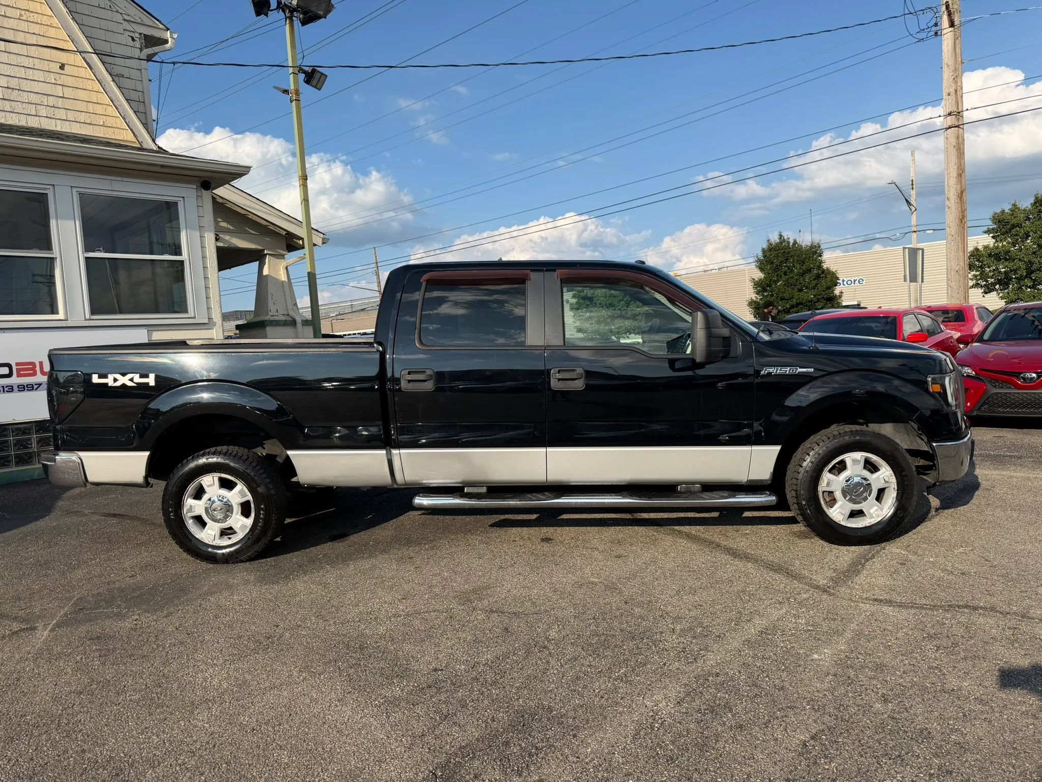 Used 2009 Ford F150 XLT AWD/4WD image 6