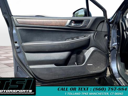 Used 2016 Subaru Outback 3.6R Limited image 23