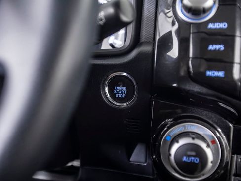 Used 2019 Toyota 4Runner Limited AWD/4WD image 38