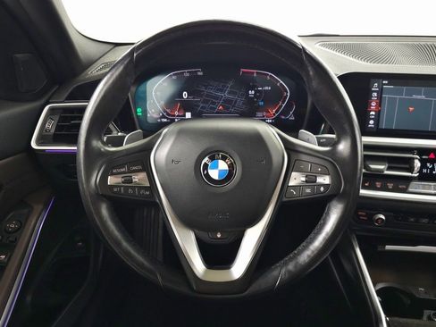 Used 2020 BMW 330i xDrive Sedan w/ Premium Package image 17