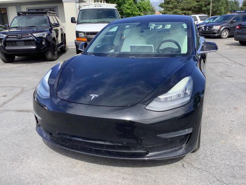 Used 2019 Tesla Model 3 Standard Range Plus RWD image 4