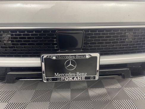 Used 2024 Jeep Wagoneer 4WD w/ HD Trailer Tow Package image 26