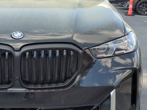 Used 2025 BMW X5 xDrive50e w/ Climate Comfort Package image 6