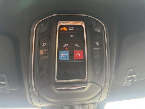 Used 2024 Dodge Charger R/T w/ Plus Group image 27