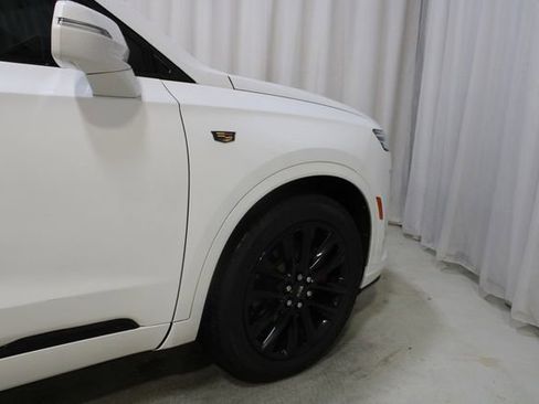 Used 2020 Cadillac XT6 Premium Luxury AWD/4WD image 29