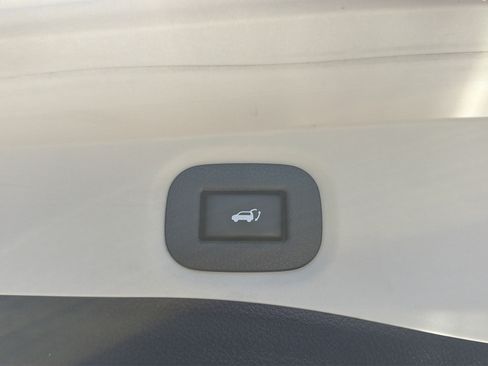 Used 2019 Nissan Rogue SV w/ Premium Package FWD image 51