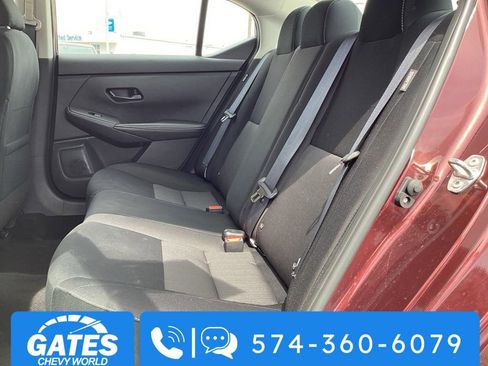 Used 2025 Nissan Sentra SV FWD image 10