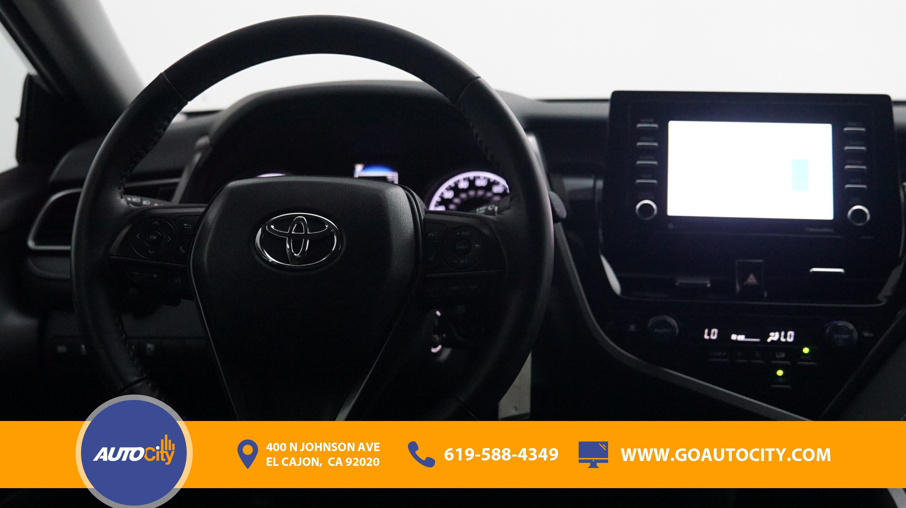 Used 2024 Toyota Camry SE w/ Blackout Package (TMS) FWD image 5