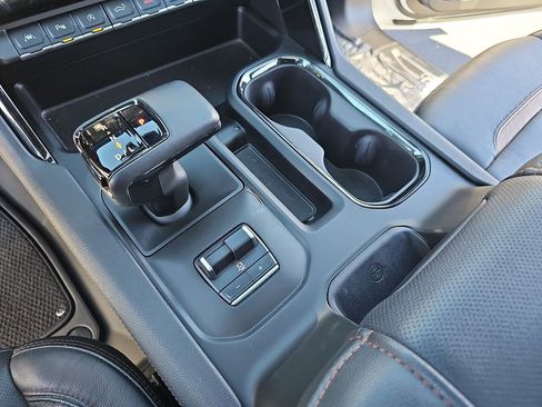 Used 2023 GMC Sierra 1500 AT4 w/ AT4 Premium Package image 29