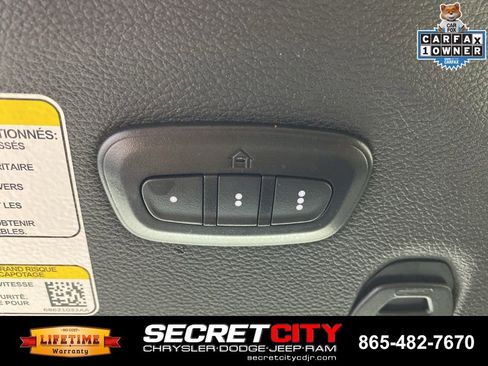 Used 2024 Jeep Wrangler Unlimited Sahara w/ Safety Group AWD/4WD image 19