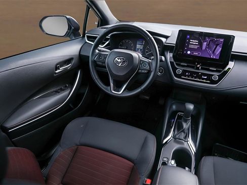 Used 2023 Toyota Corolla SE image 26