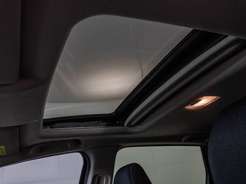 Used 2017 Honda Fit EX image 6