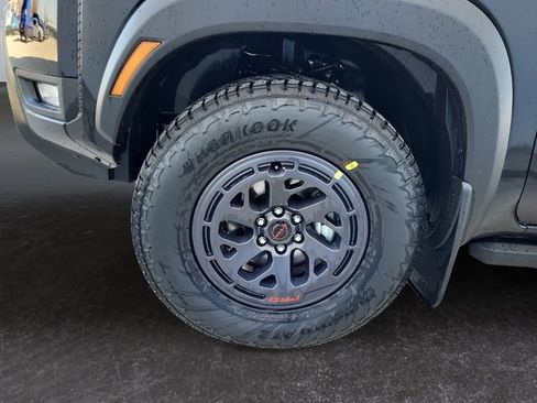 New 2025 Nissan Frontier PRO-4X w/ Pro Premium Package image 25