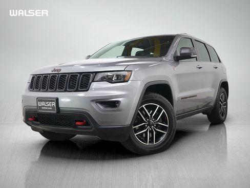 Used 2021 Jeep Grand Cherokee Trailhawk image 1