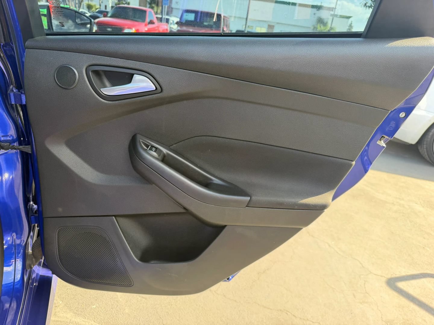 Used 2015 Ford Focus ST w/ Equipment Group 401A FWD image 34