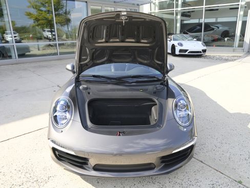 Used 2016 Porsche 911 Carrera 4 image 41
