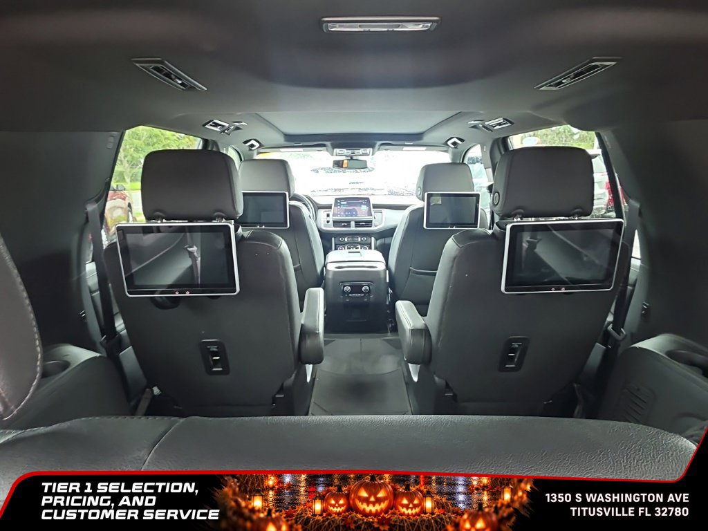 Used 2022 Chevrolet Suburban Z71 w/ Luxury Package AWD/4WD image 16