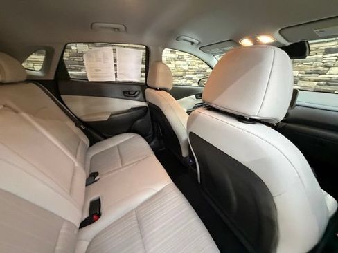 Used 2023 Hyundai Kona SEL AWD/4WD image 32