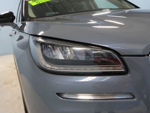 Used 2025 Lincoln Corsair FWD w/ Equipment Group 101A image 36