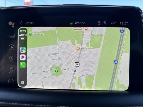 Used 2022 GMC Yukon AT4 image 8