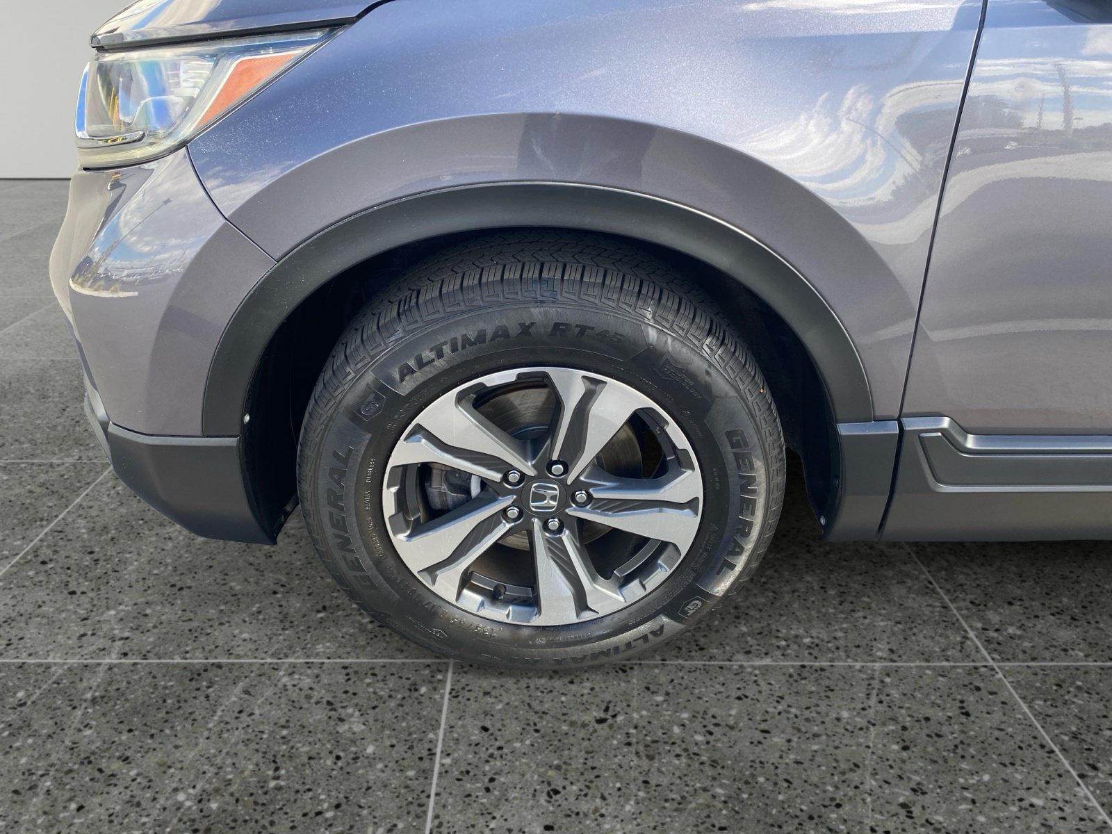 Used 2019 Honda CR-V LX image 14