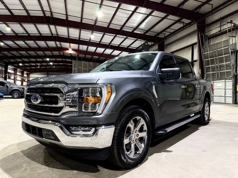 Used 2021 Ford F150 XLT w/ Equipment Group 302A High RWD image 9